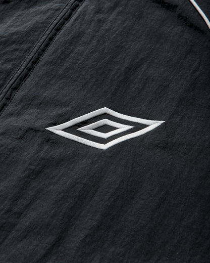 Umbro Eyes Tracksuit Carbon Black Coats and Jackets Jackets UBMW0479FA309 BLK0002