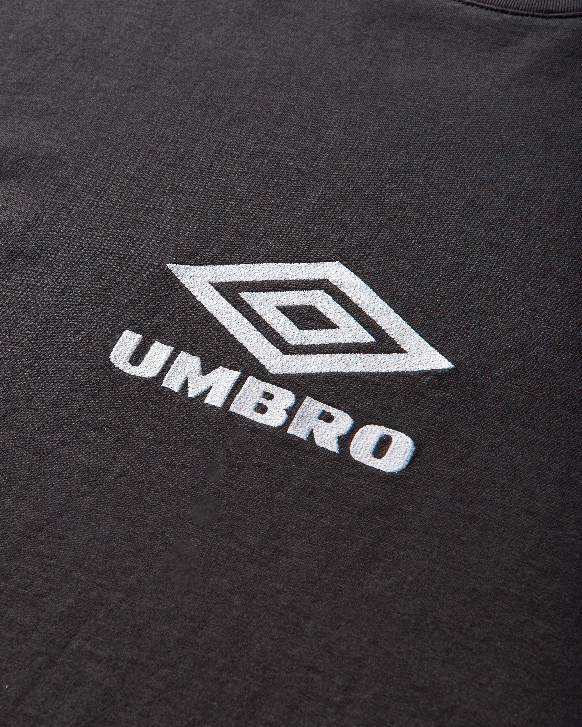 Umbro Og Logo T Shirt Washed Black T-Shirts Top UBMW0238JY55 BLK0020