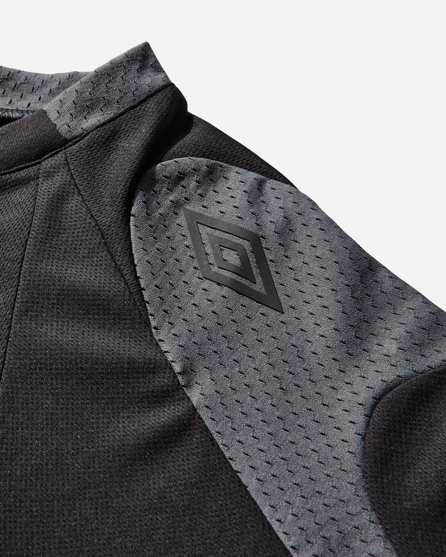 Umbro Training 08 10 T Shirt Black T-Shirts Top UBMW0480FA310 BLK0001