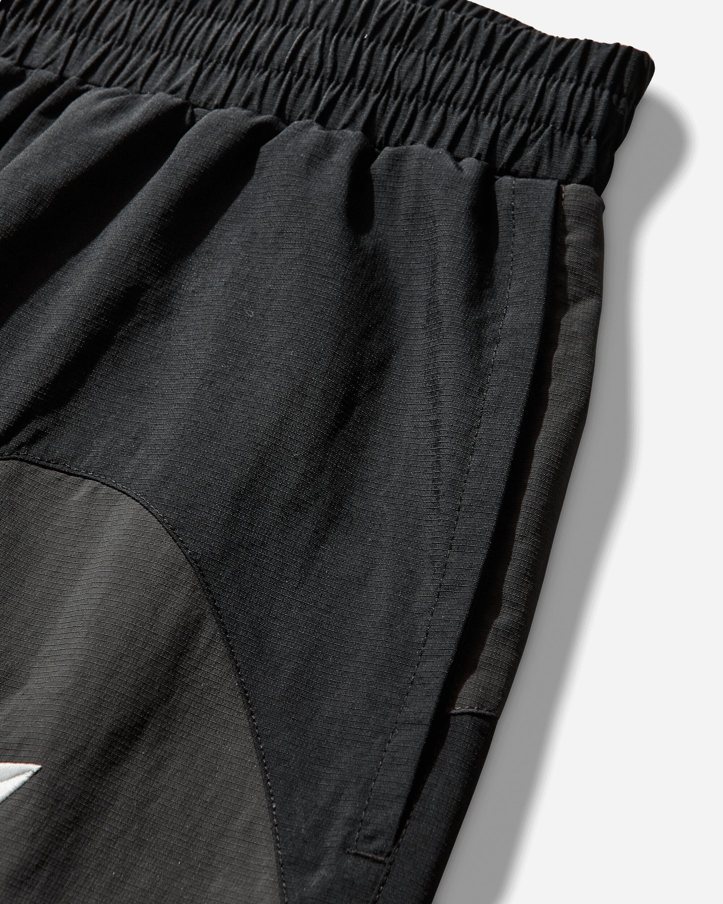 Umbro Guarding Tracksuit Pants Black Charcoal Pants Trousers UBMW0492FA321 BLK0046