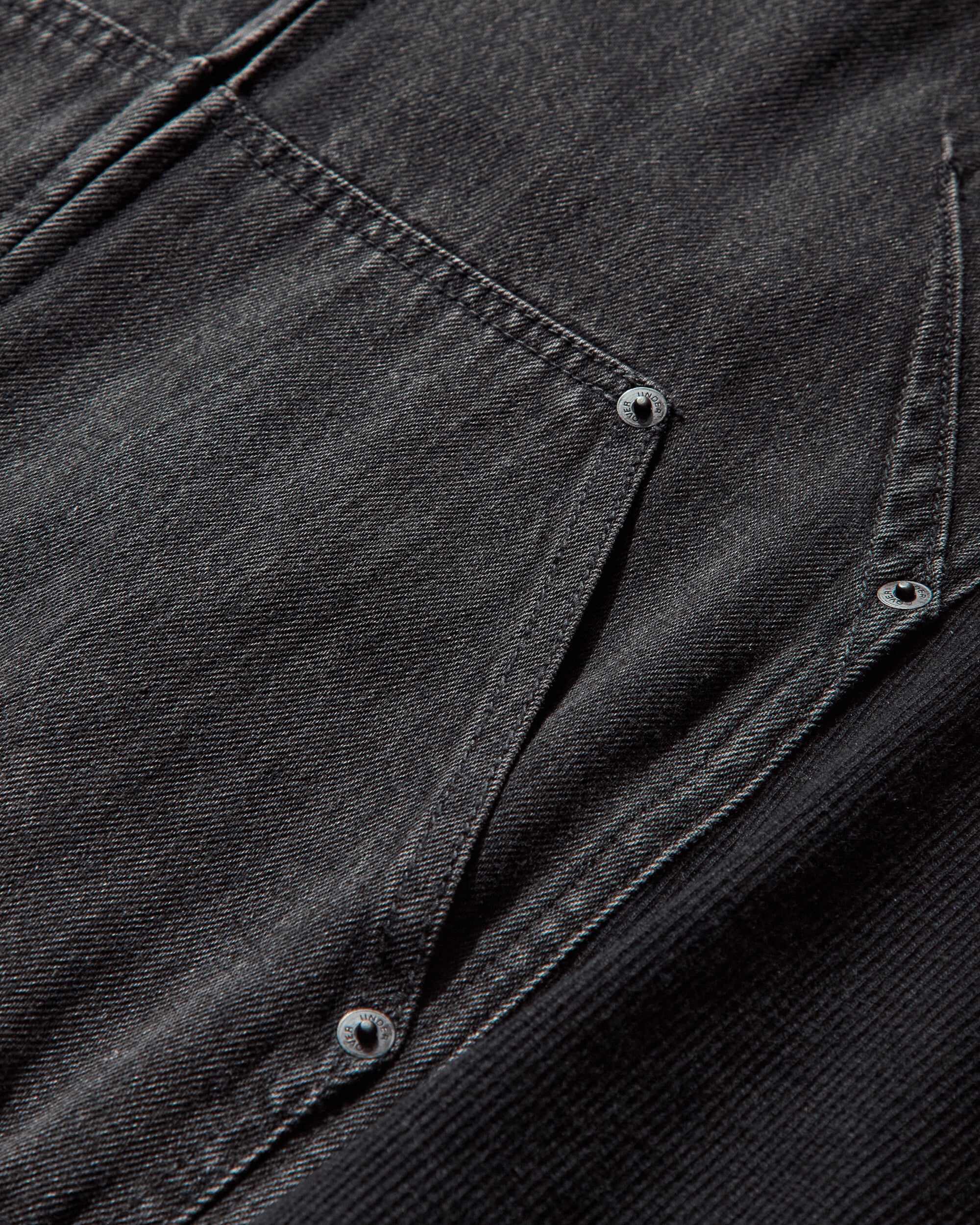 Undercover Wmns C/S Black Sweatshirts Hoodies UP2E1806 1