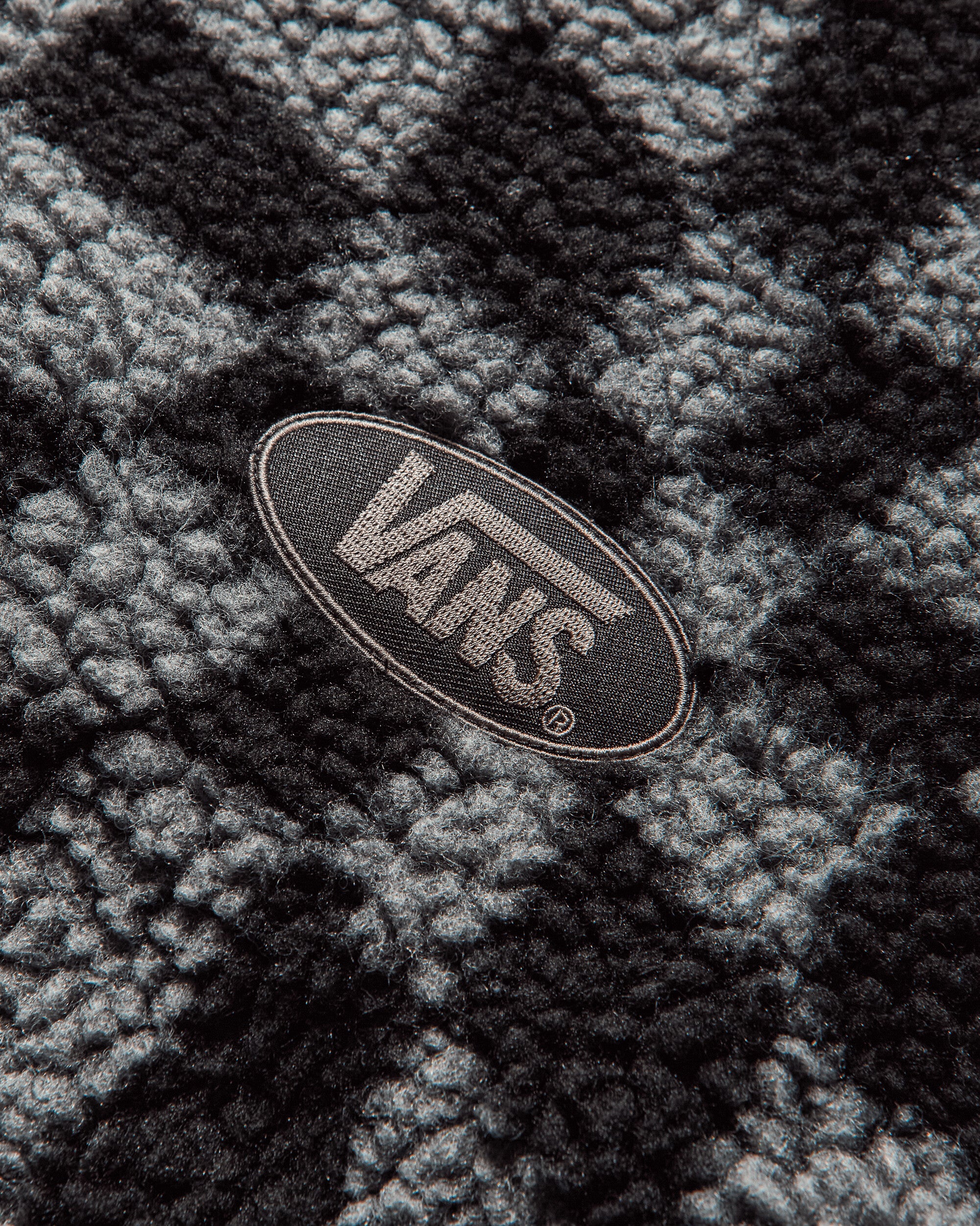 Vans Aod Relief Check Fleece Smoked Pearl Sweatshirts Fleece VN000RPQFLC1