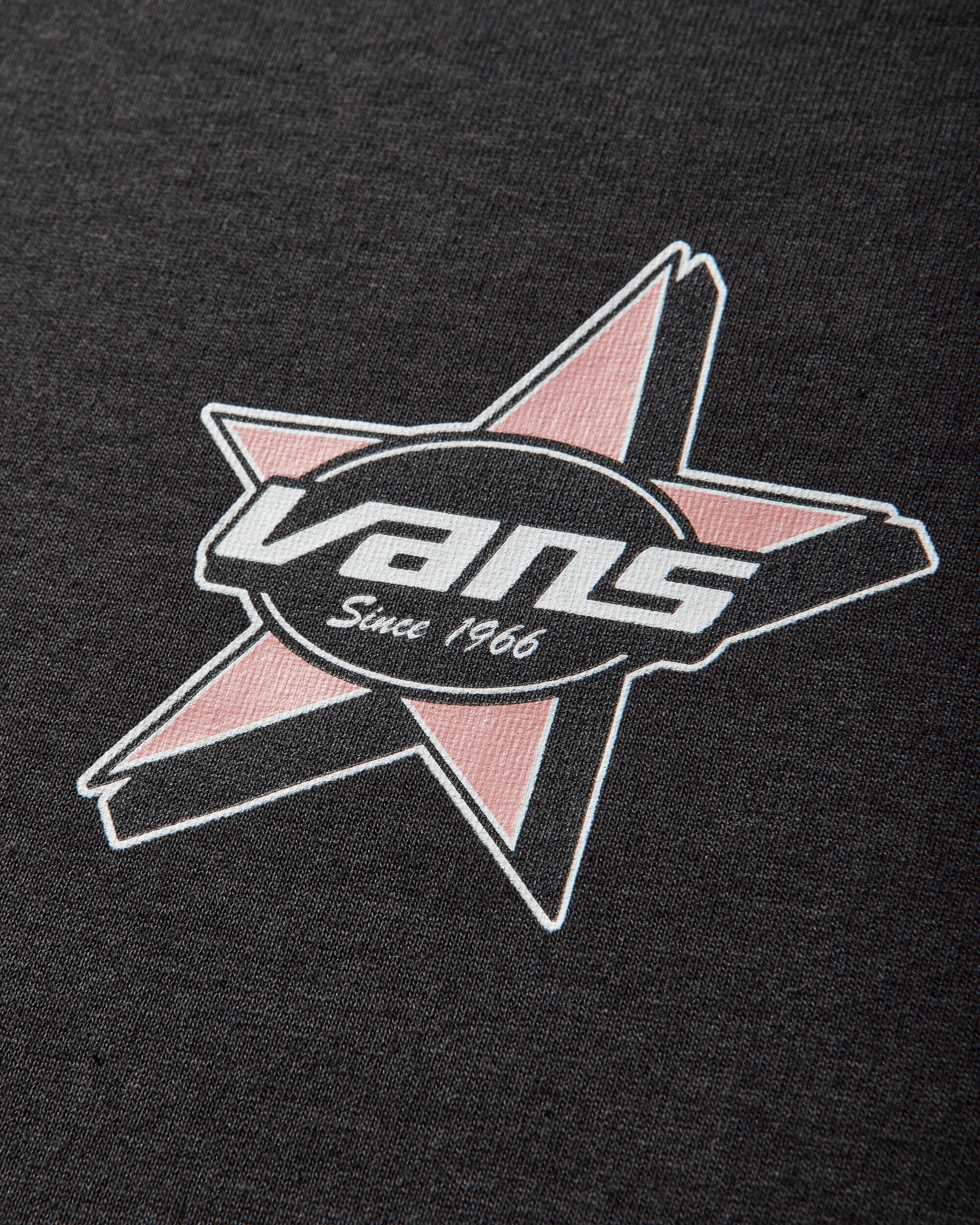 Vans Starmarked Ss Tee Black T-Shirts Shortsleeve VN000SWWBLK1