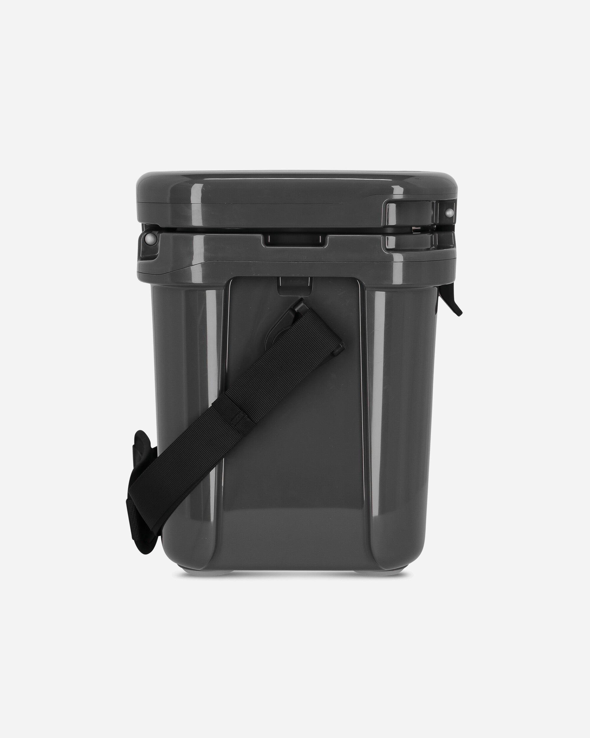 YETI Roadie 15 Charcoal Equipment Camping Gear 70000002255 CHR