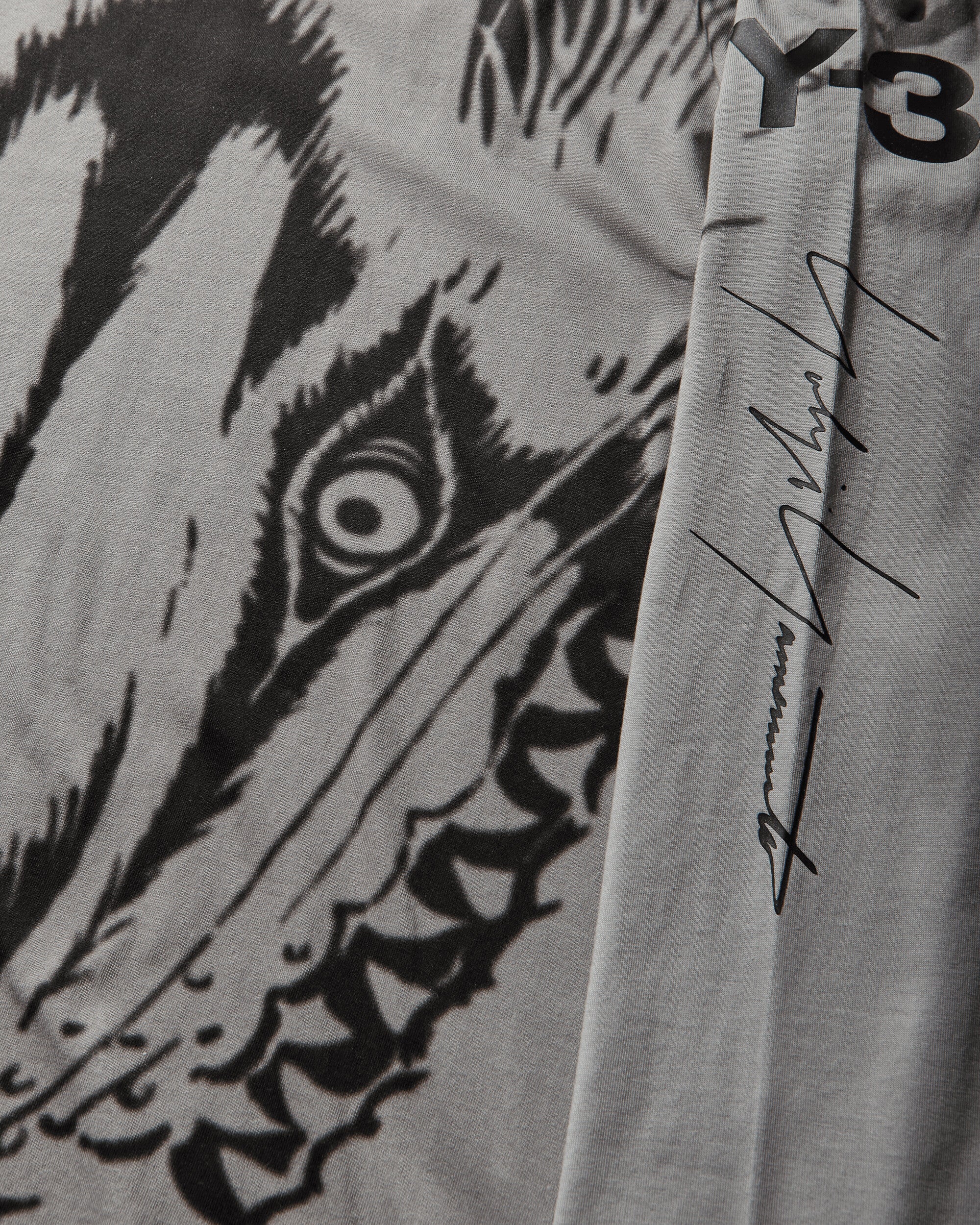 adidas F1 Wolf Ls Tee Black T-Shirts Longsleeve KS7830