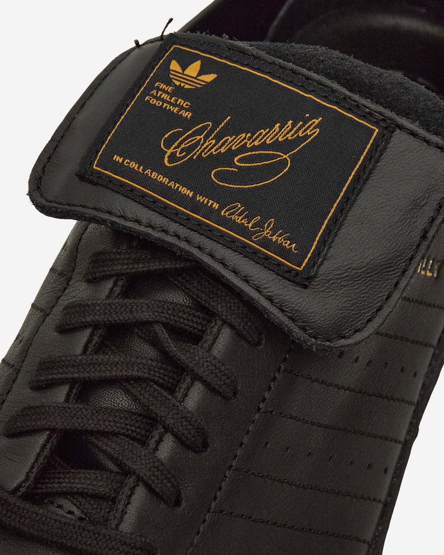 adidas Chavarria Jabbar Lo Jabbar Kareem Aul Core Black/Core Black/Gold Sneakers Low HQ4867