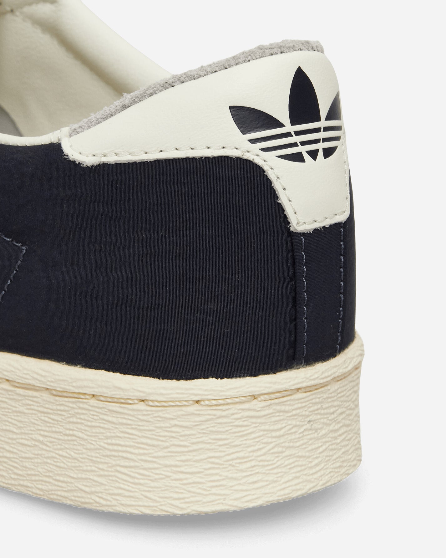 adidas Chavarria Jabbar Low Legend Ink Sneakers Low KJ4550