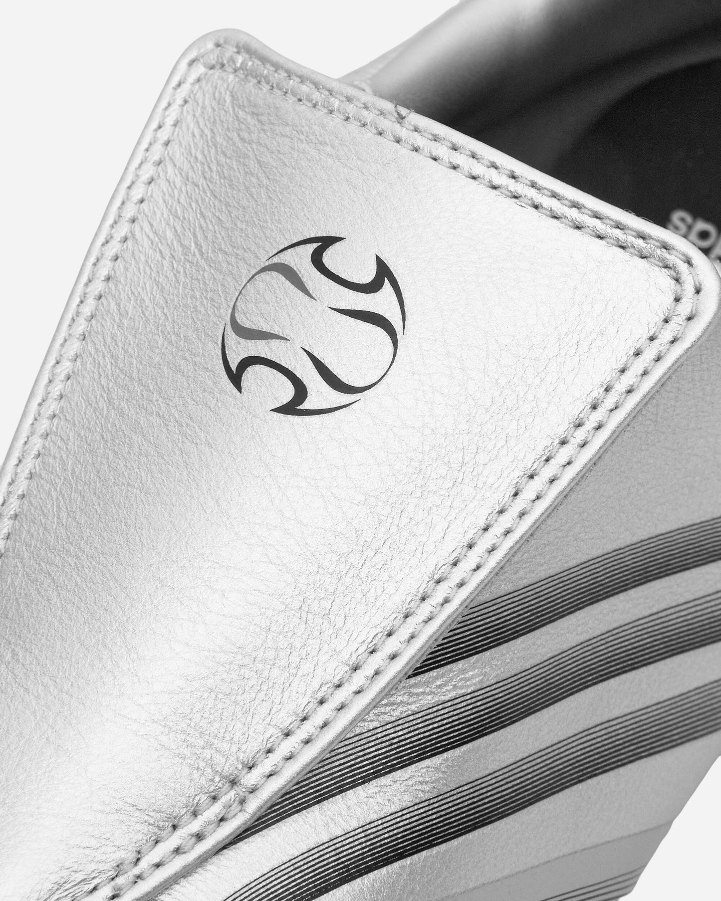 adidas Wmns Taekwondo F50 W Silver Met Sneakers Low IH1873