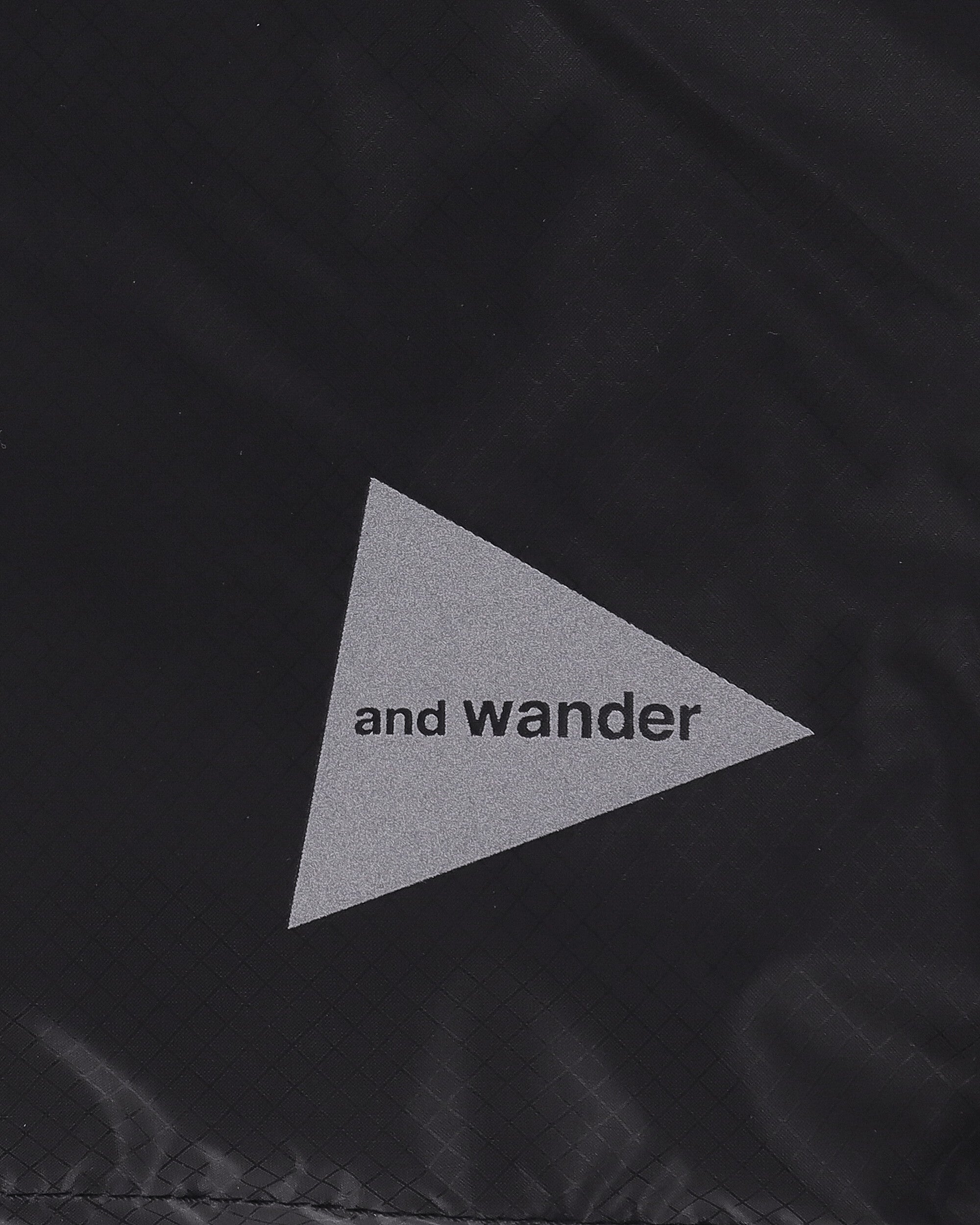 and wander 130  Sil Sacoche Black  Bags and Backpacks Pouches 5745975213 010