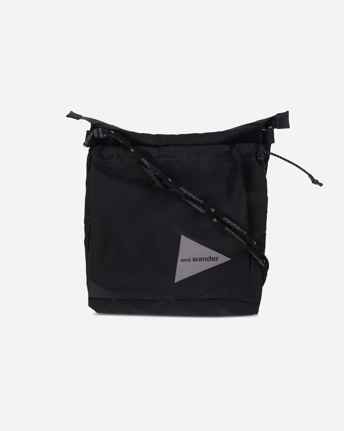 and wander 149  Crispy Rip Sacoche Black  Bags and Backpacks Pouches 5746985151 010