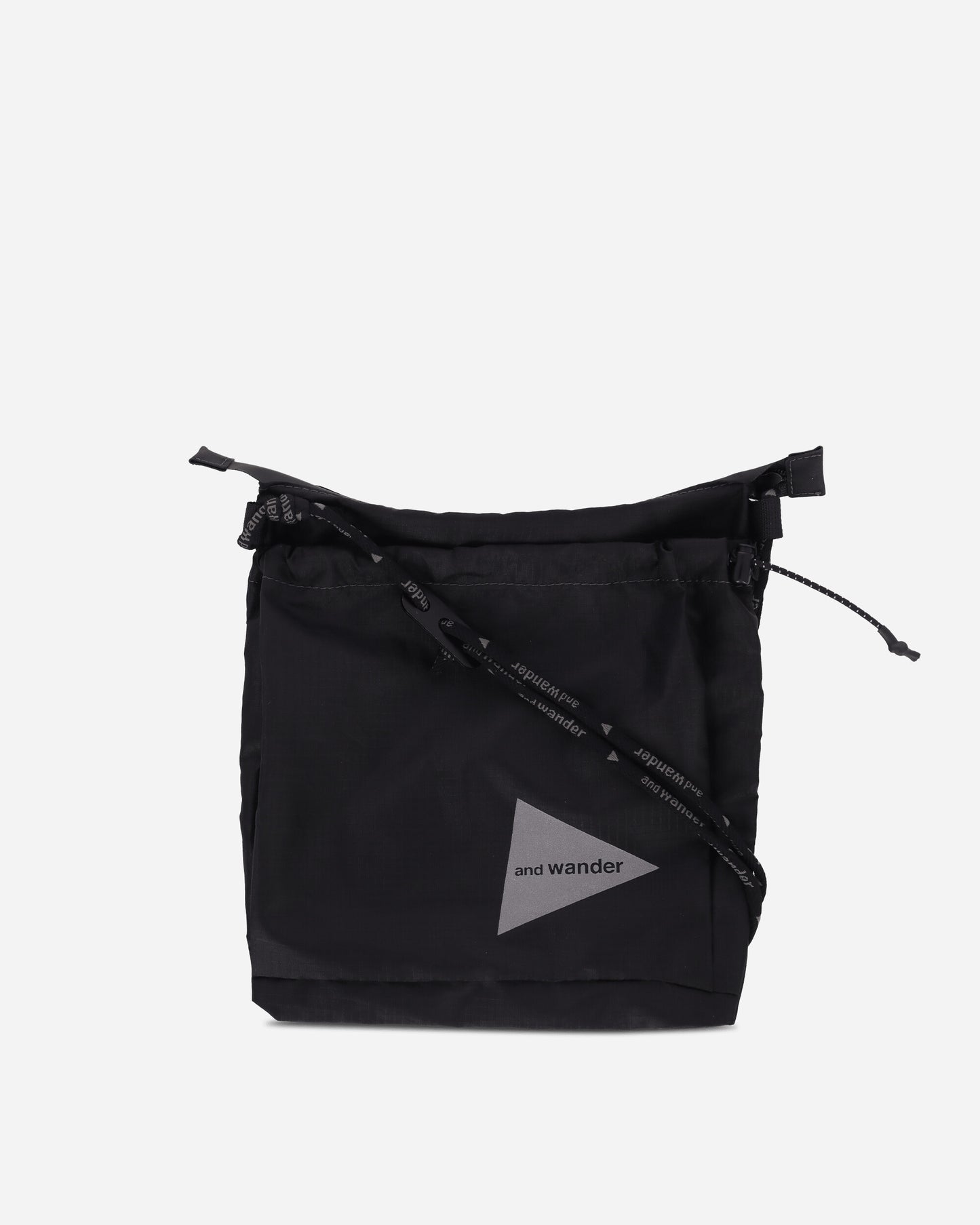 and wander 149  Crispy Rip Sacoche Black  Bags and Backpacks Pouches 5746985151 010